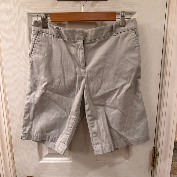 Talbots ladies’ shorts size 4p. Pre-owned - Picture 1 of 5